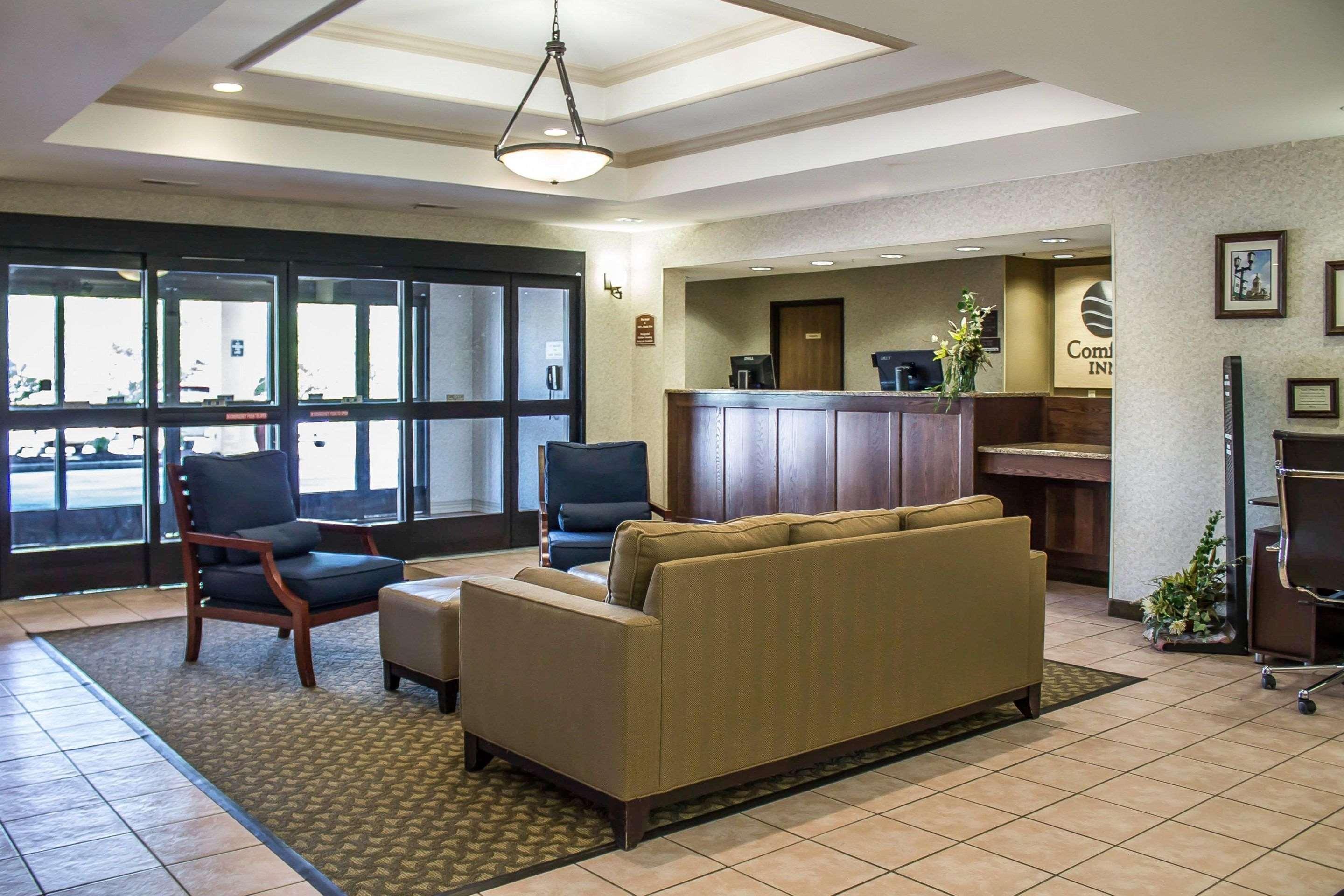 Comfort Inn Cambridge Exteriör bild